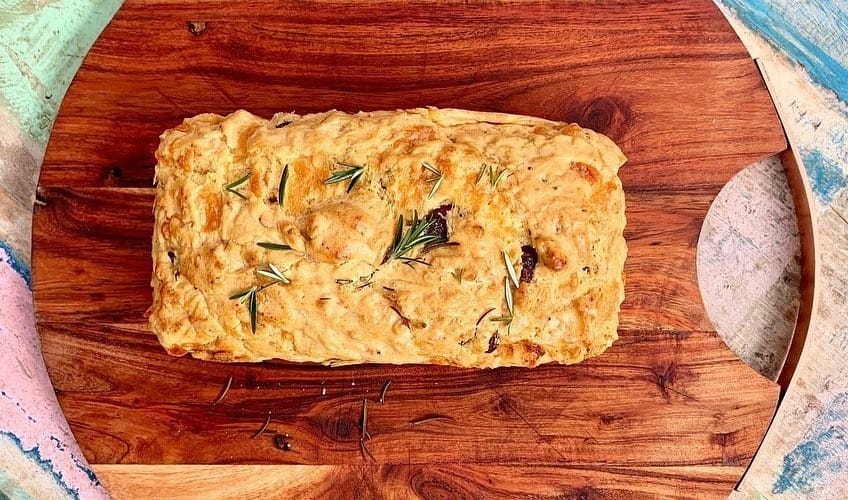 With Love She Bakes herb loaf