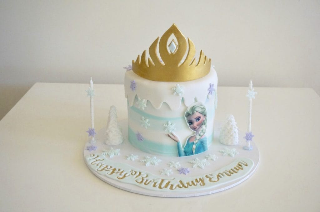 Bake Stories Frozen cake