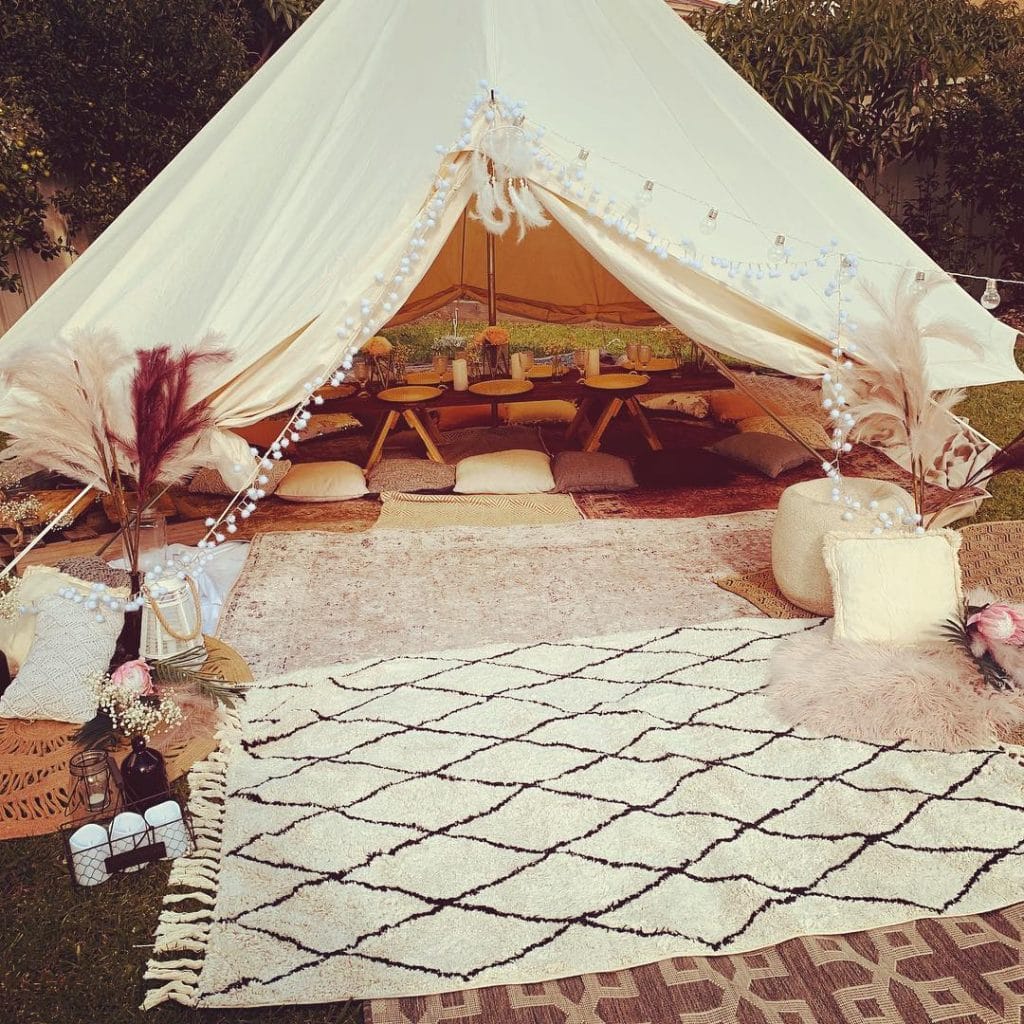 https://projectparty.com.au/wp-content/uploads/2020/07/little-miss-party-planner-boho-bell-tent-wth-sides-1024x1024.jpg