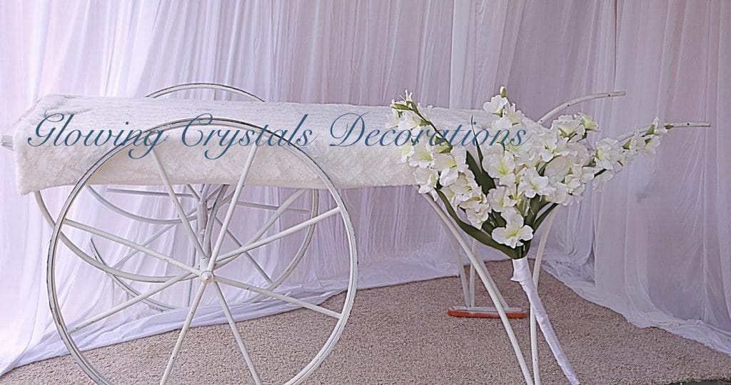 Glowing Crystals Decorations white cart