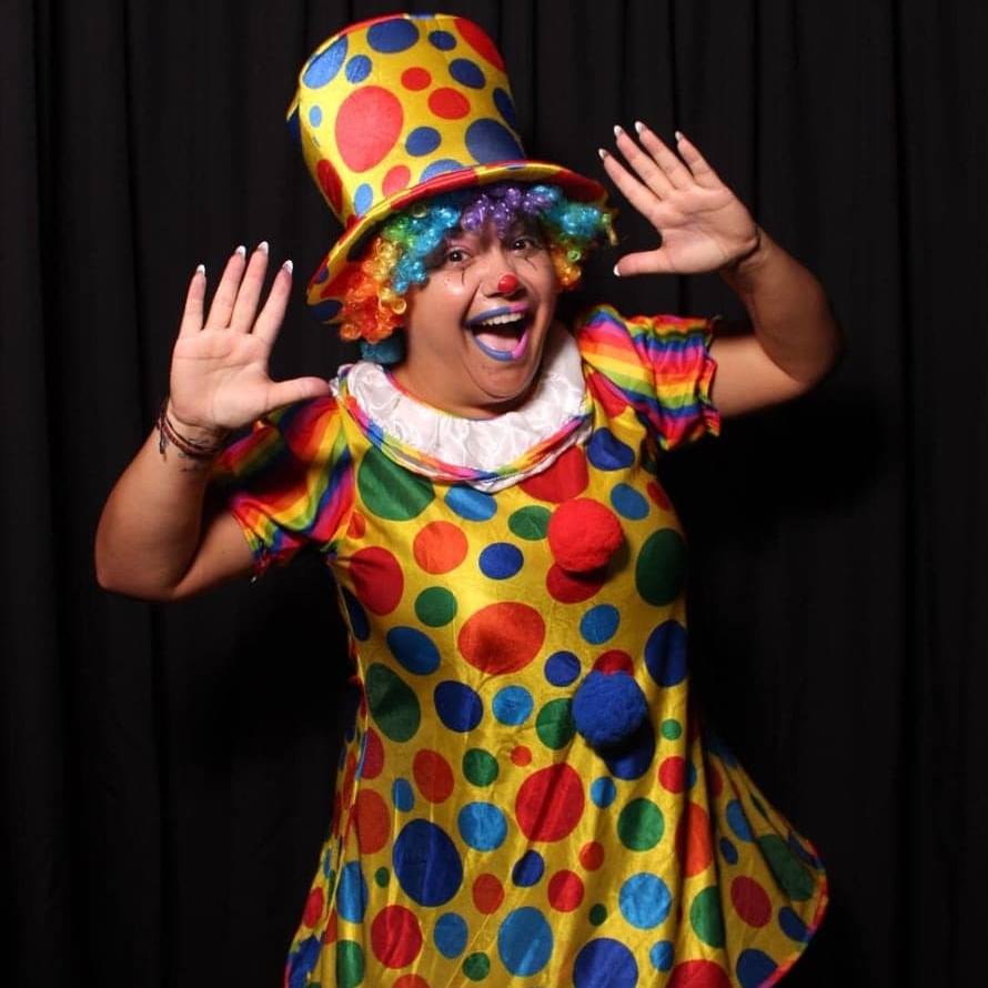 JellyBeeNa The Clown smiles