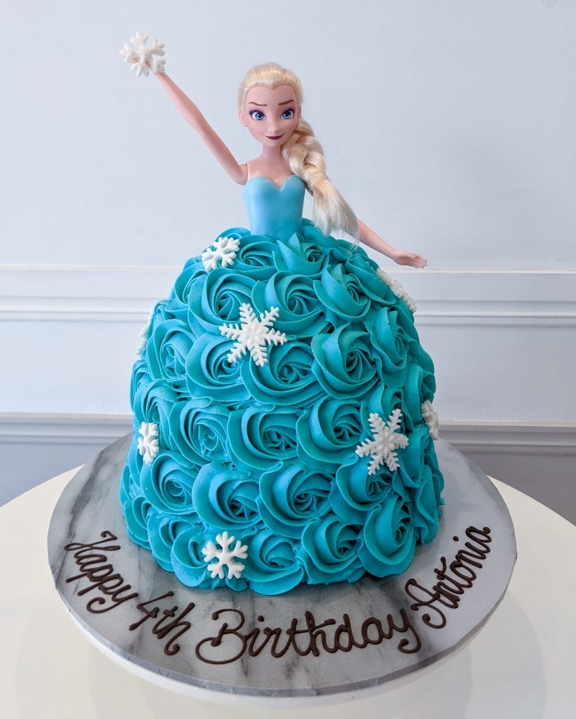 The Classic Cupcake Co Elsa cake