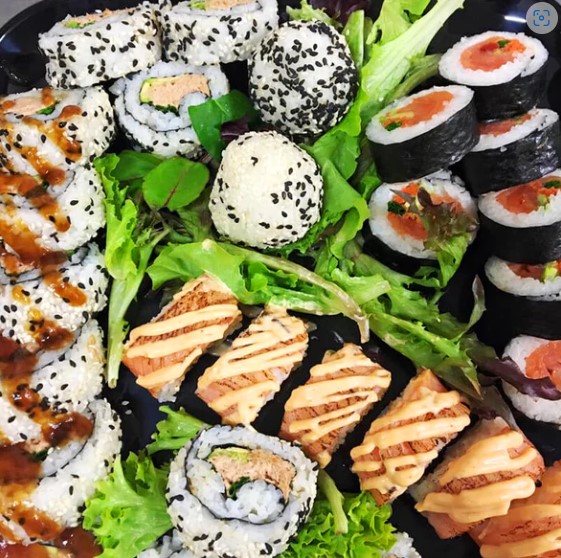 https://projectparty.com.au/wp-content/uploads/2020/10/rimon-catering-sushi-platter.jpg