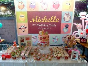 Honey Bee Events owl table