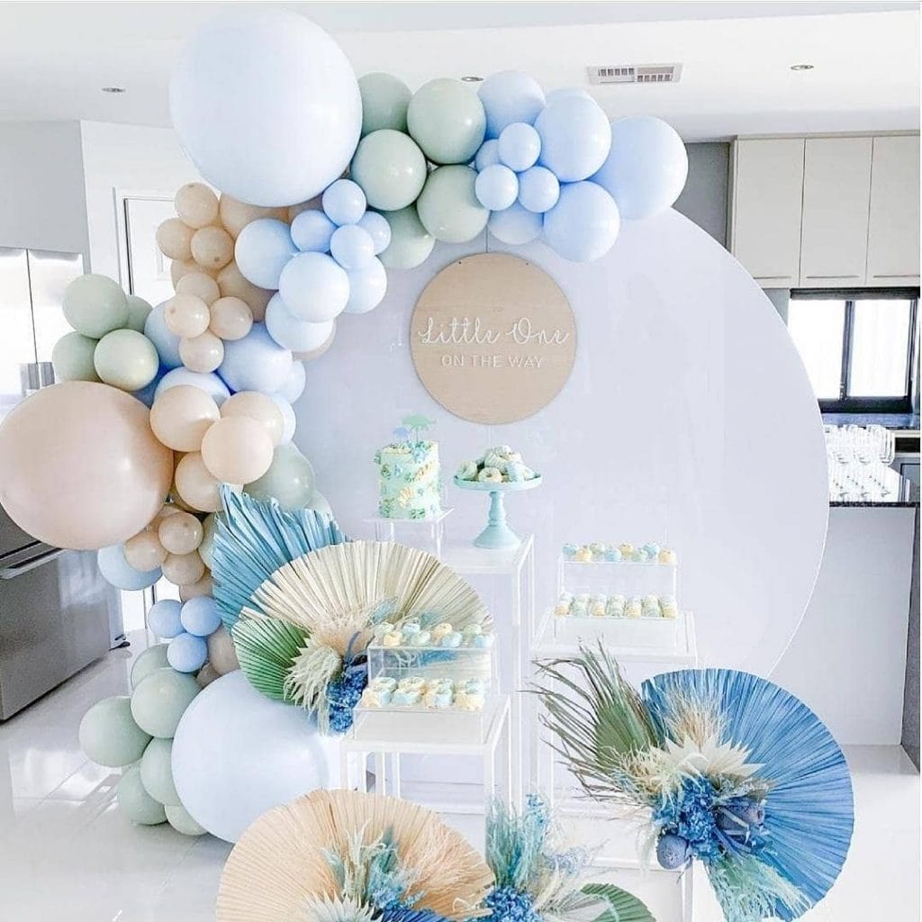 Prop Up Party baby shower wall