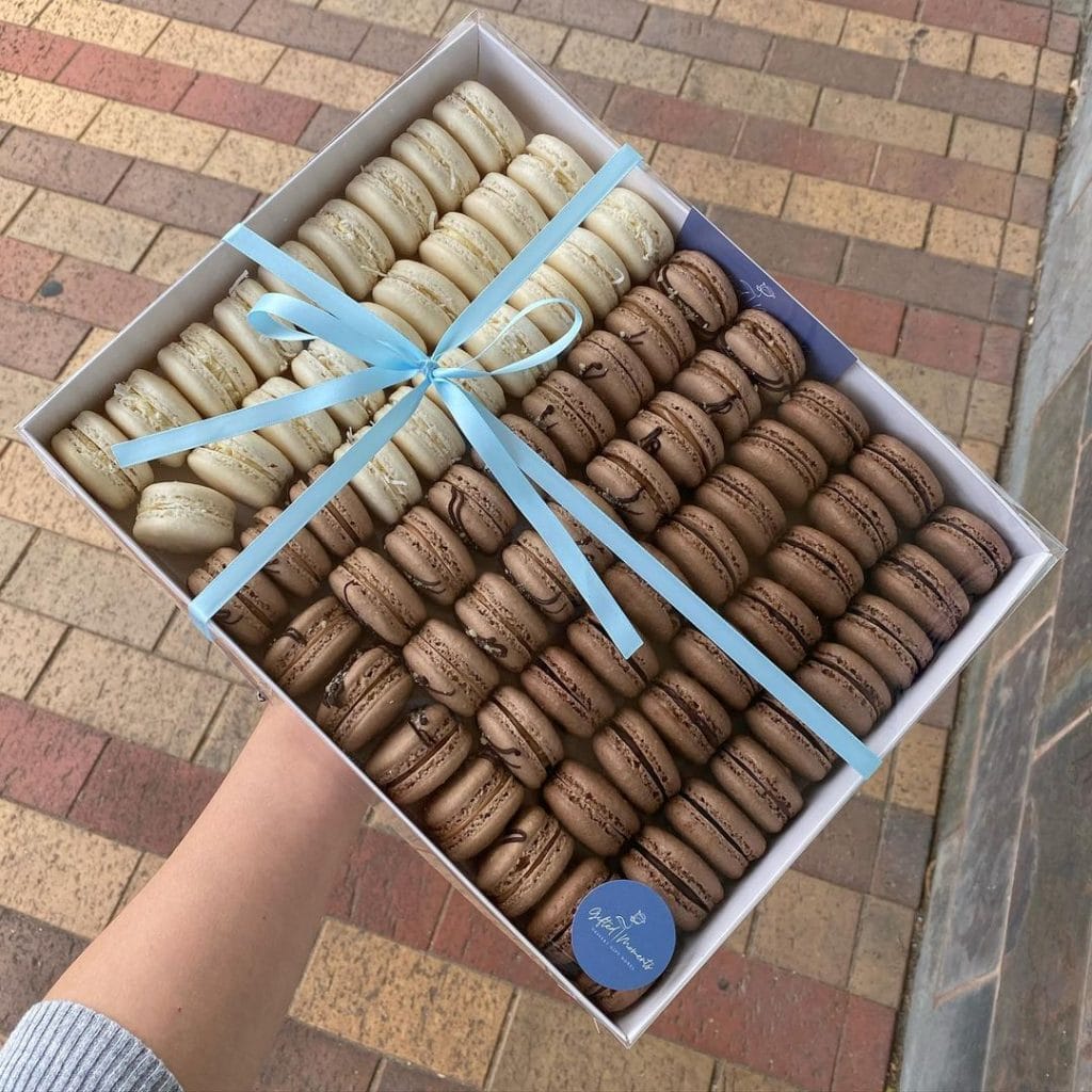 Gifted Moments macarons