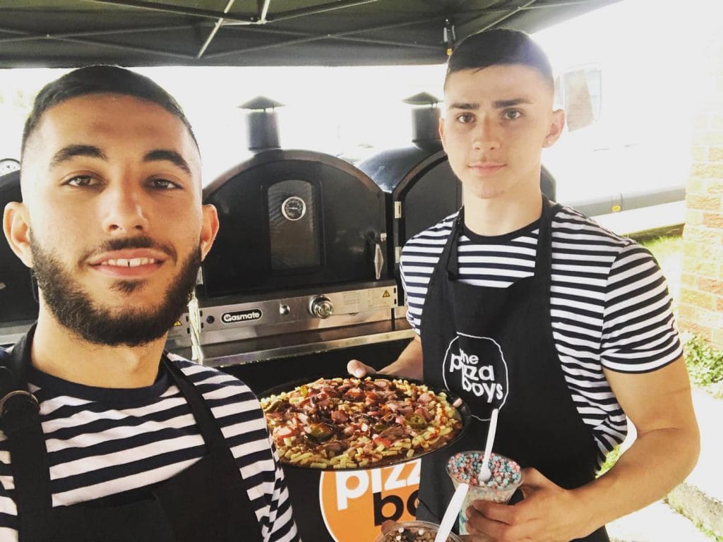 https://projectparty.com.au/wp-content/uploads/2021/10/the-pizza-boys-mobile-catering-ovens-1024x768.jpeg