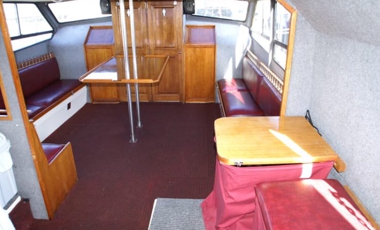 Williamstown Charters interior
