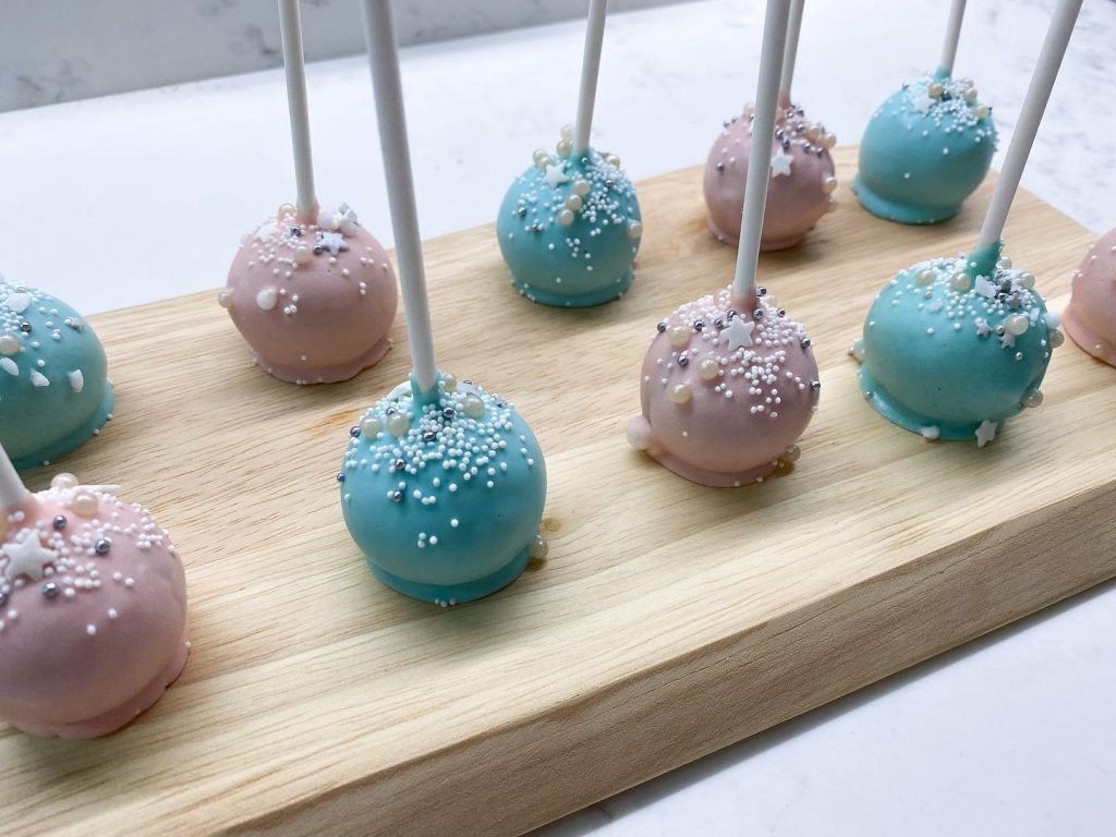 Cake Pops and Co gender reveal