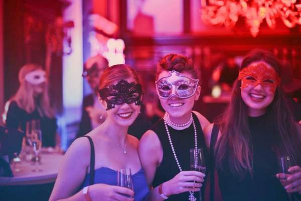Hen Parties Beyond the Strip Club: Unique Ideas to Make Your Celebration Fun