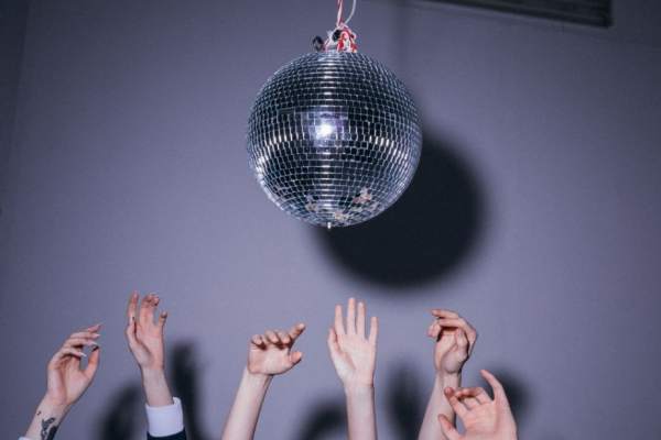 Party Rules: The Do's and Don'ts of the Dance Floor