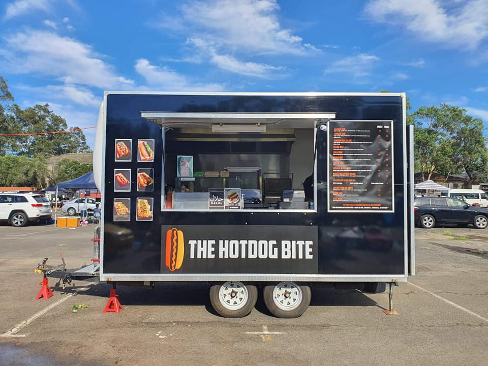 https://projectparty.com.au/wp-content/uploads/2023/05/the-hotdog-bite-truck.jpg