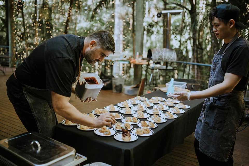 https://projectparty.com.au/wp-content/uploads/2023/06/chef-jon-catering-sweets.jpeg