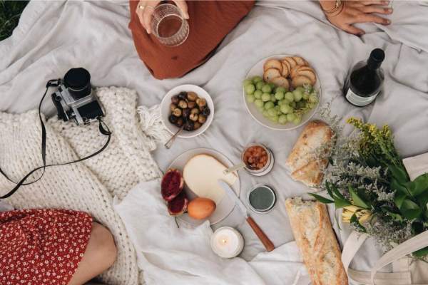 Top 10 Must-Have Items for Your Boho Picnic Hire Package