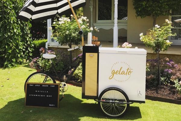 The beautiful That Little Gelato Cart with signage