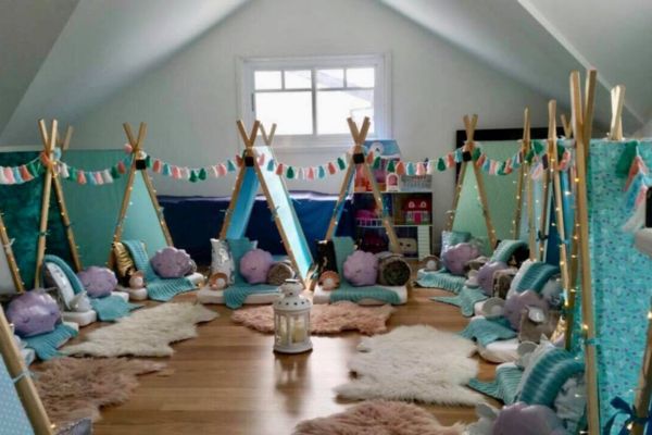 A row of beautiful blue teepees from Teepee Tribe