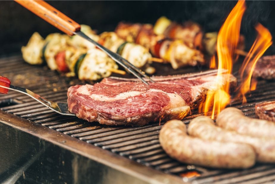 Achieving Grill Glory: 20 Essential Catering Inclusions for Your BBQ Party